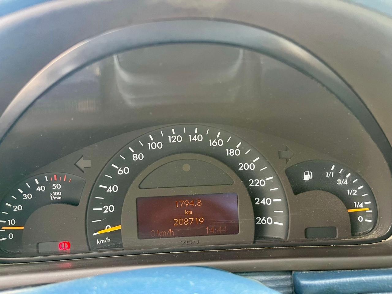 Mercedes-benz C270cdi sw 170cv 2004 208.000km