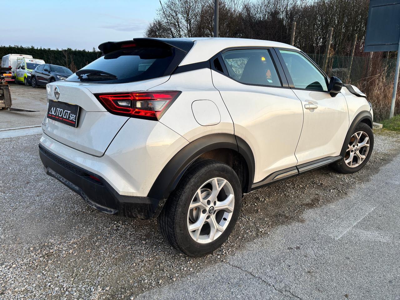 Nissan Juke 1.0 DIG-T 117 CV Visia