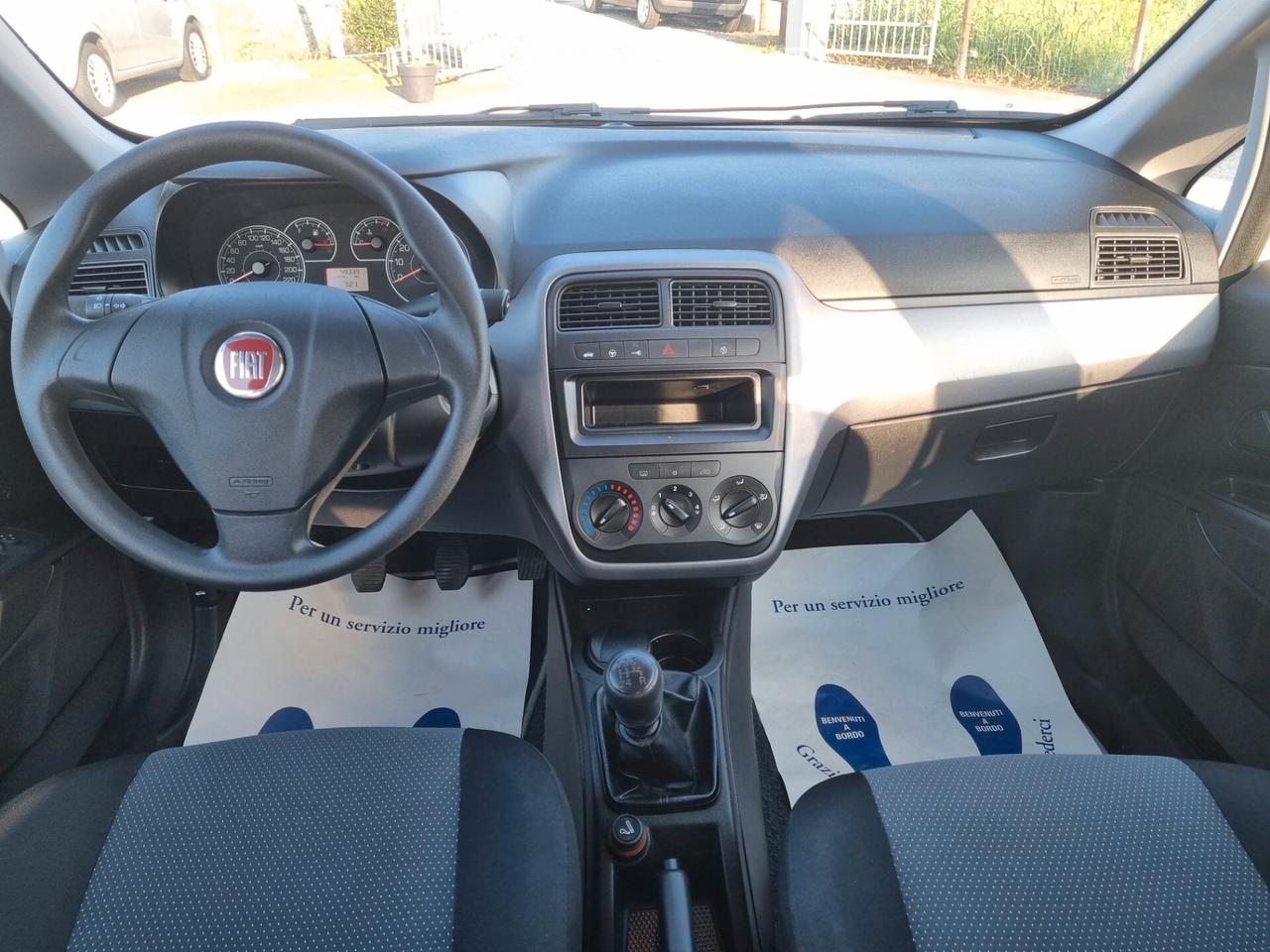 FIAT GRANDE PUNTO 1.2 69CV "NEOPATENTATI"