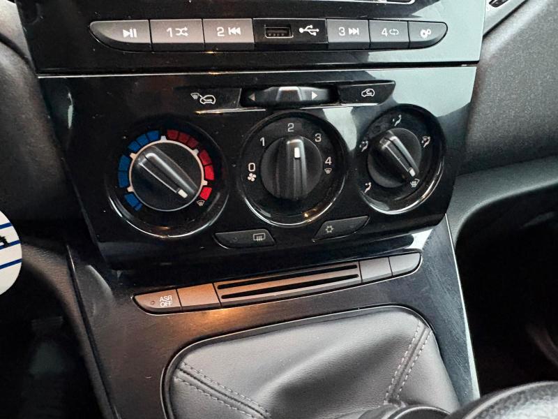 Lancia Ypsilon 1.0 firefly hybrid Gold s&s 70cv OK NEOPATENTATI