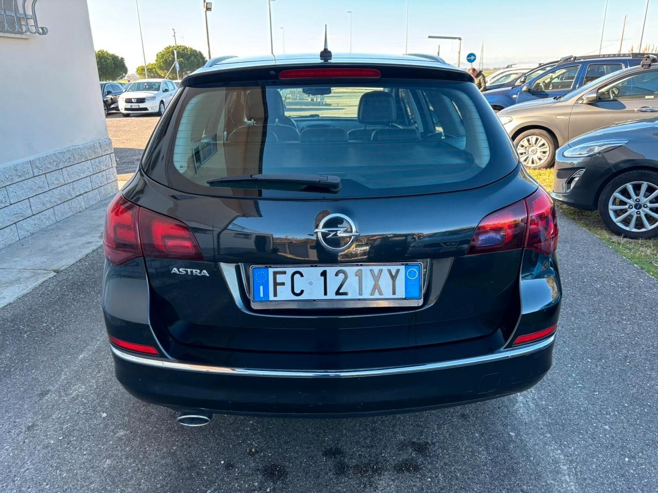 Opel Astra 1.4 Turbo 140CV Sports Tourer GPL Tech Cosmo