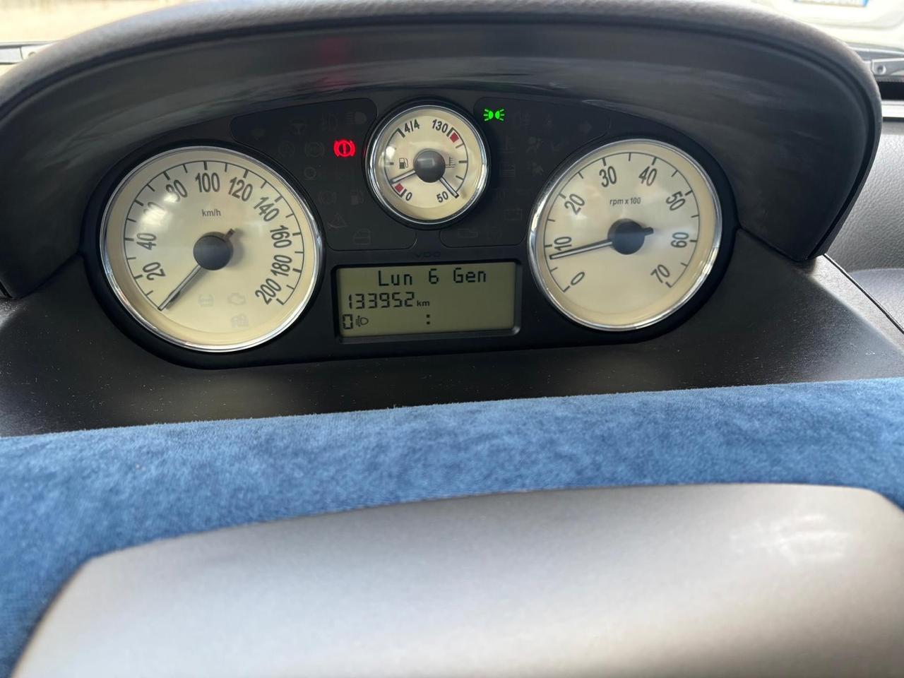 Lancia Ypsilon 1.2 16V Platino