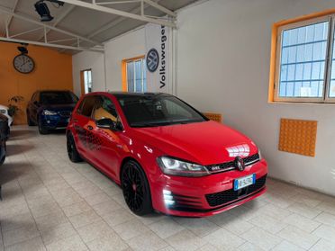 Volkswagen Golf GTI Performance 2.0 TSI DSG 5p. BlueMotion Technology