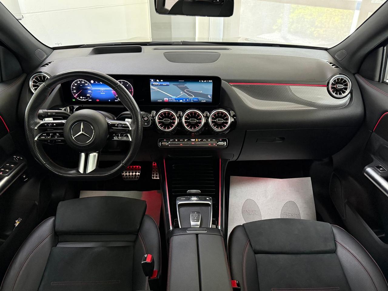 Mercedes-Benz GLA 200 D Premium Plus #11223