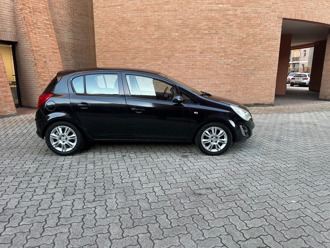 Opel Corsa 1.2 85CV 5 porte GPL-TECH Elective