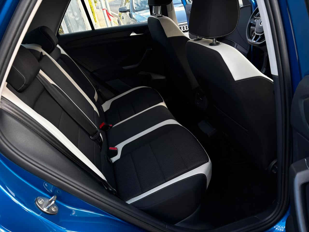 Volkswagen T-Roc 1.6 TDI Advanced - 2018