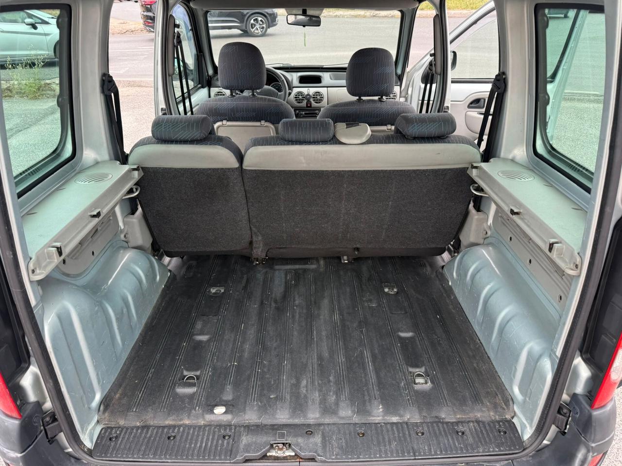 RENAULT KANGOO 1.5DCI 84CV AUTOVETTURA 5POSTI
