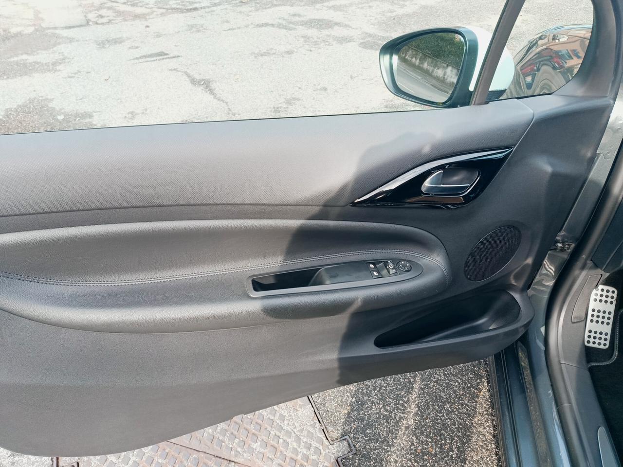 Ds DS3 3 BlueHDi 100 S&S Sport Chic