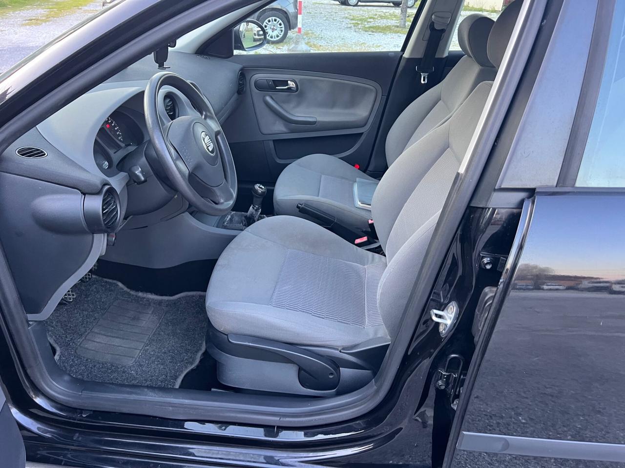 Seat Ibiza 1.4 16V 5p. Signo