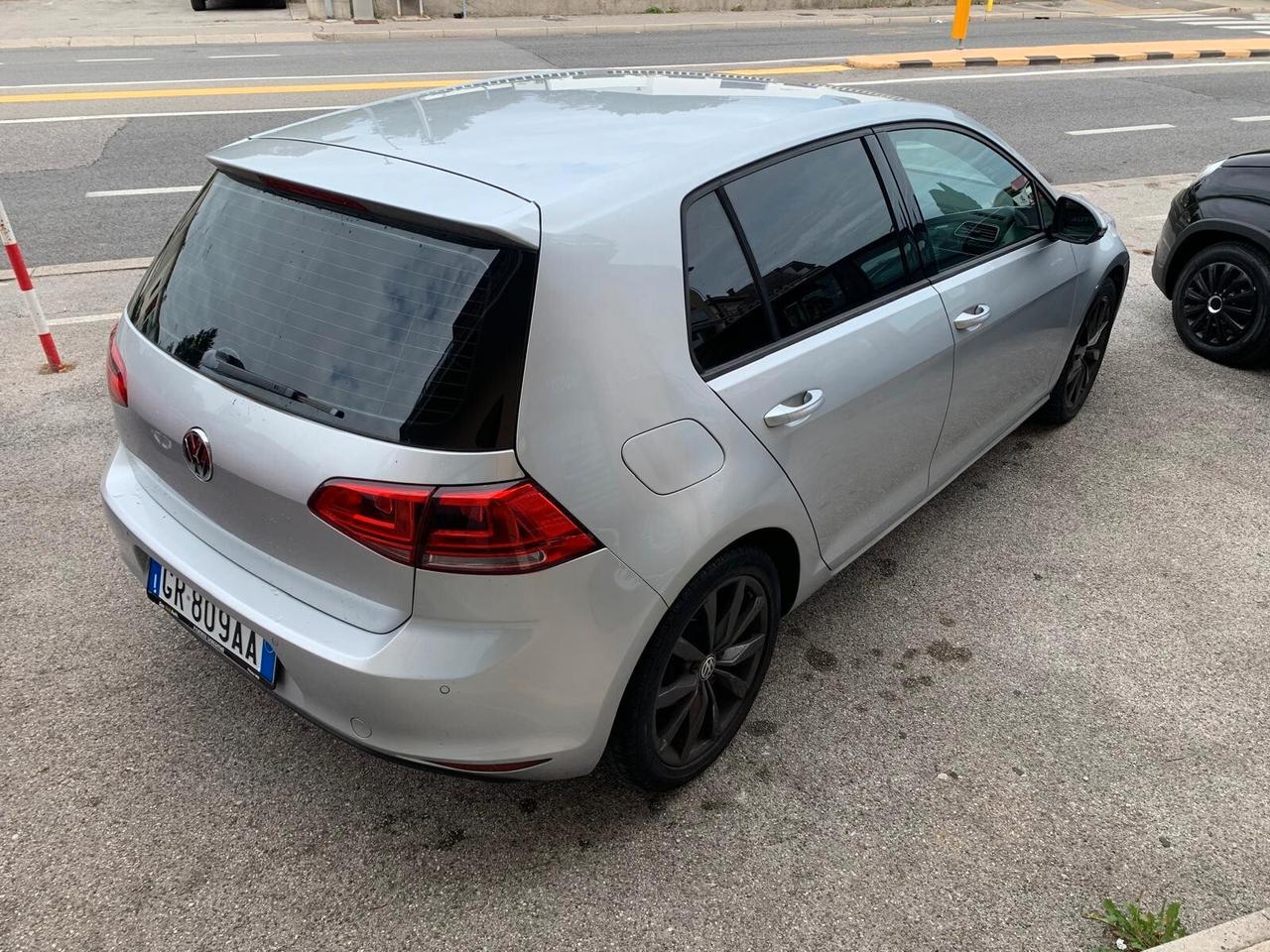 Volkswagen Golf 7 2.0 TDI DSG 5p