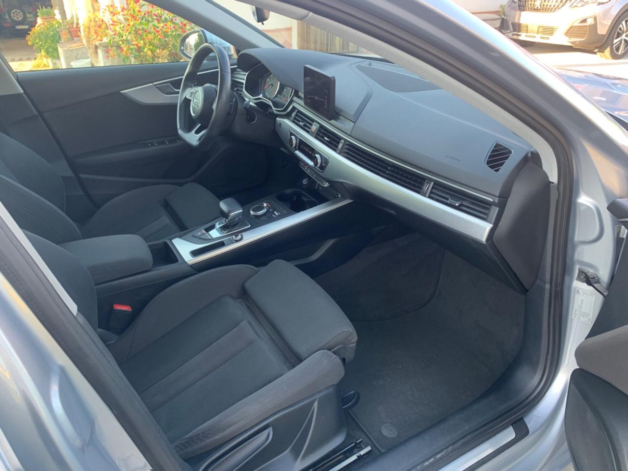 Audi A4 Avant 2.0 TDI 150 CV S tronic Business Sport