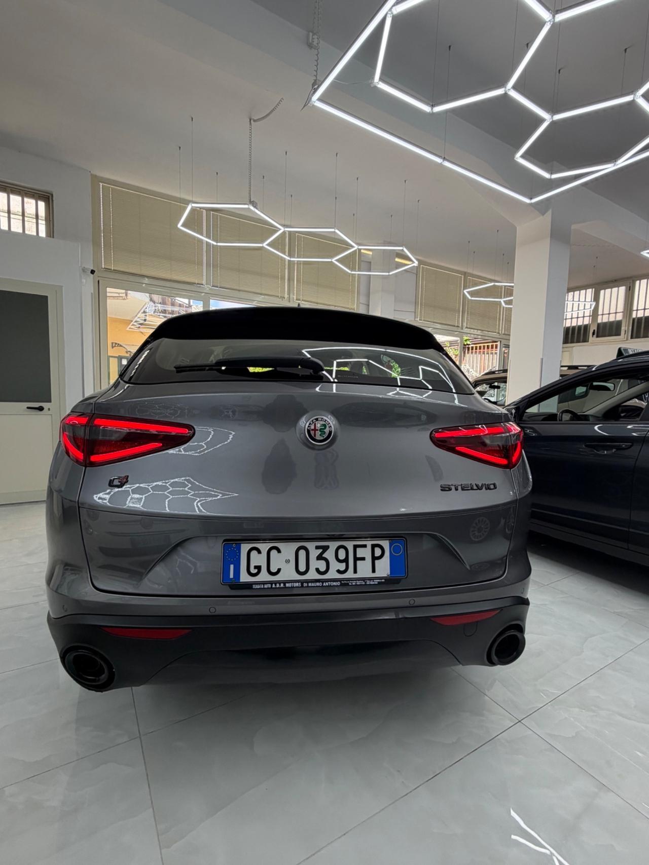 Alfa Romeo Stelvio 2.2 Turbodiesel 190 CV AT8 Q4 Sprint