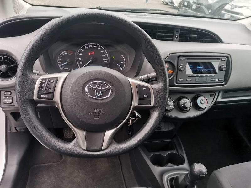 Toyota Yaris Yaris 1.0 5 porte Cool
