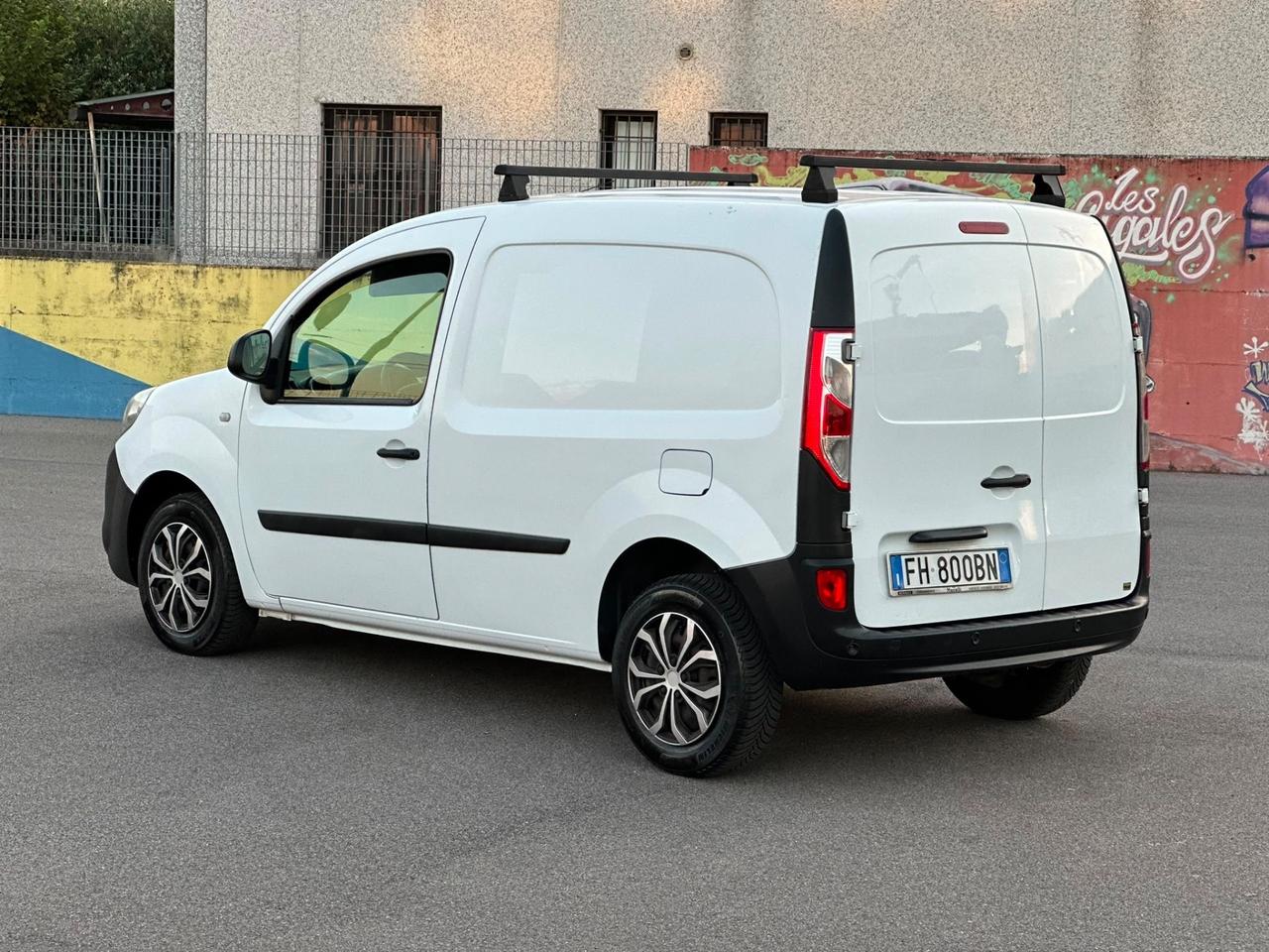 Renault kango tre posti euro 6