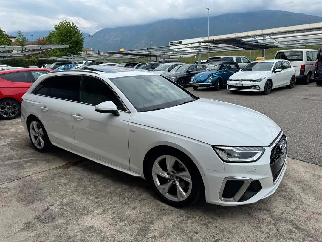 Audi A4 Avant 30 TDI/136 CV S tronic line edition