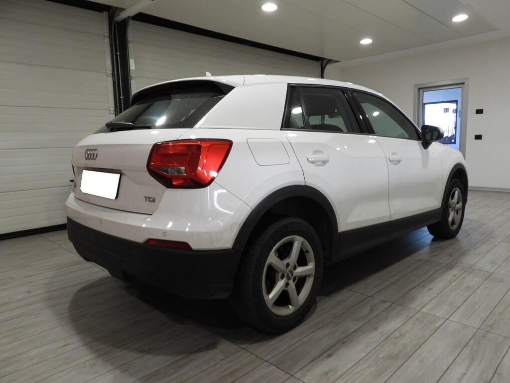Audi Q2 1.6 TDI Business S tronic