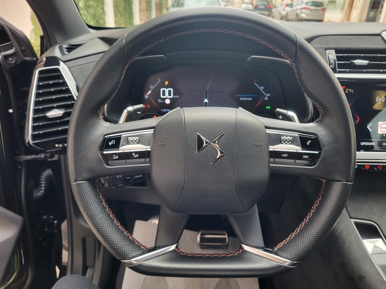 DS 7 Crossback HDi 130 aut. Performance Line Cerchi 19...