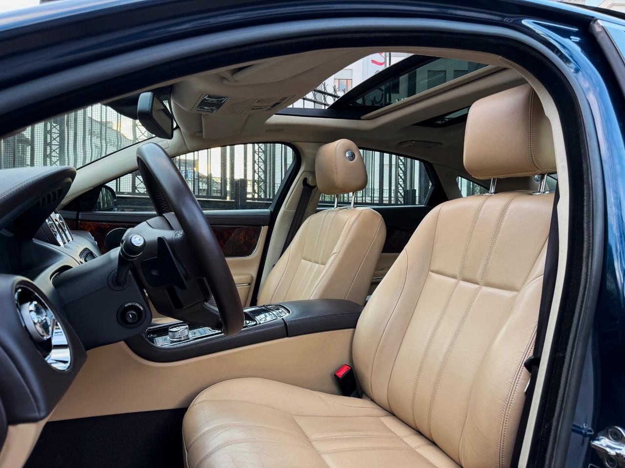 Jaguar XJ 3.0d V6 Portfolio 275CV TETTO