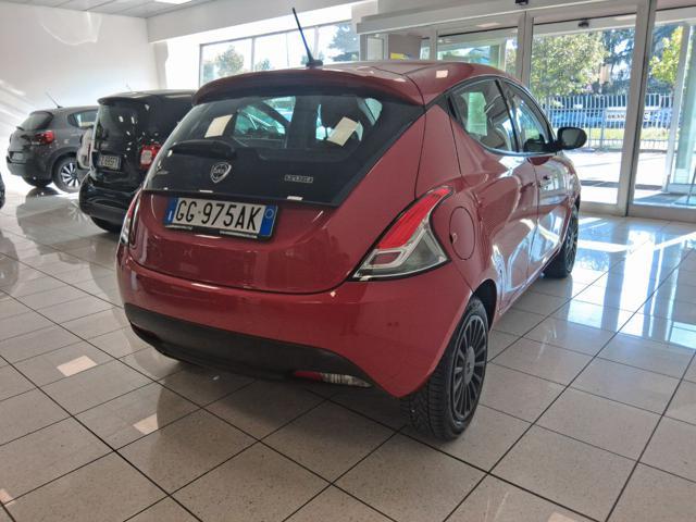 LANCIA Ypsilon 1.0 FireFly 5 porte S&S Hybrid Ecochic Gold