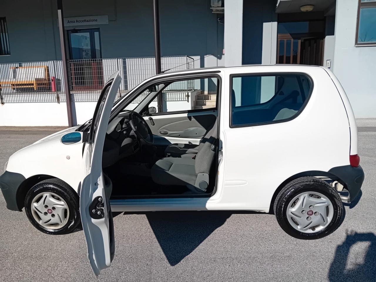 Fiat 600 FIAT 600 1.1 40KW