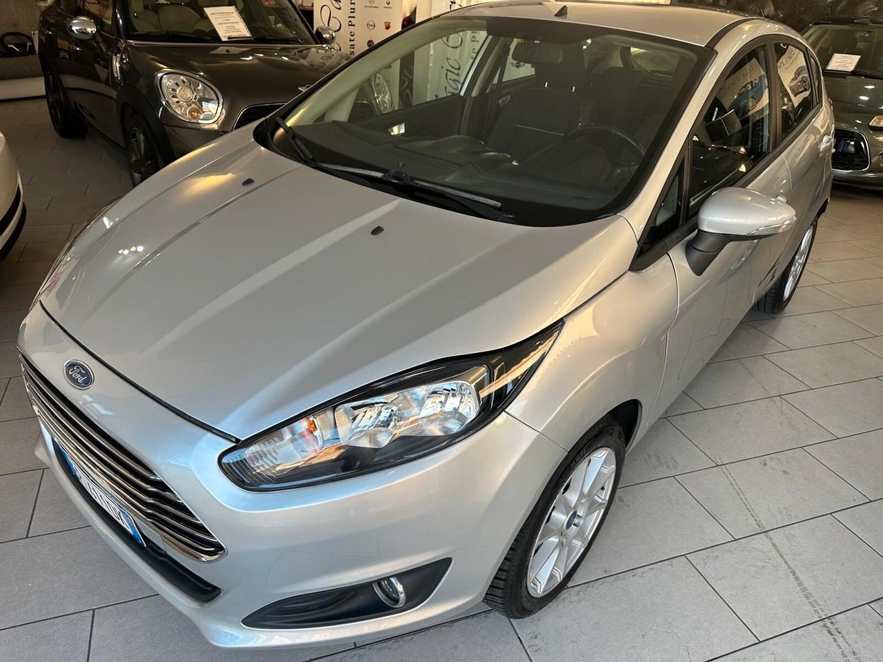 Ford Fiesta 1.4 TDCi 70CV 5 porte Titanium