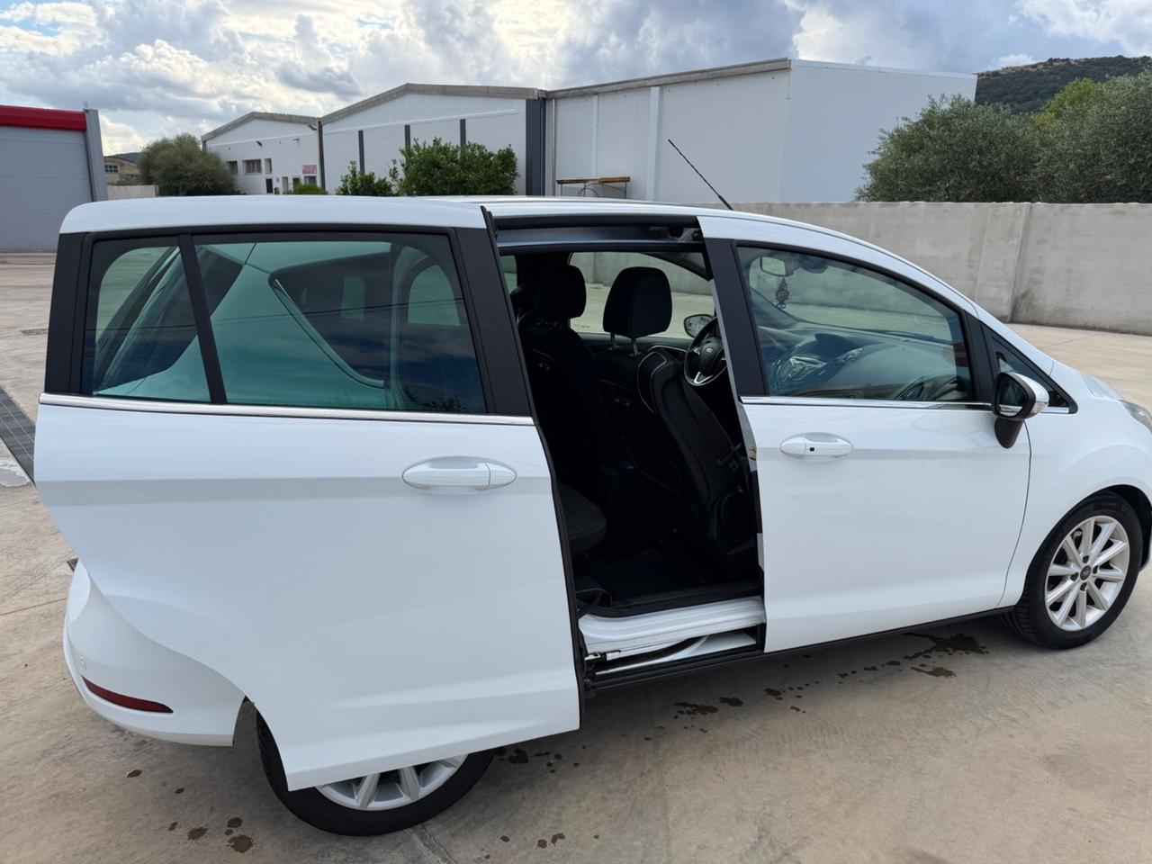 Ford Focus B-Max 1.5 TDCi 75 CV Titanium