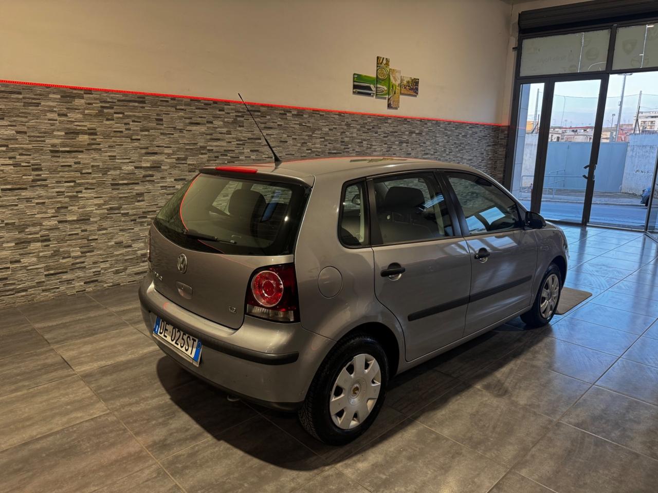 Volkswagen Polo 1.2/64CV 12V 5p. Trendline