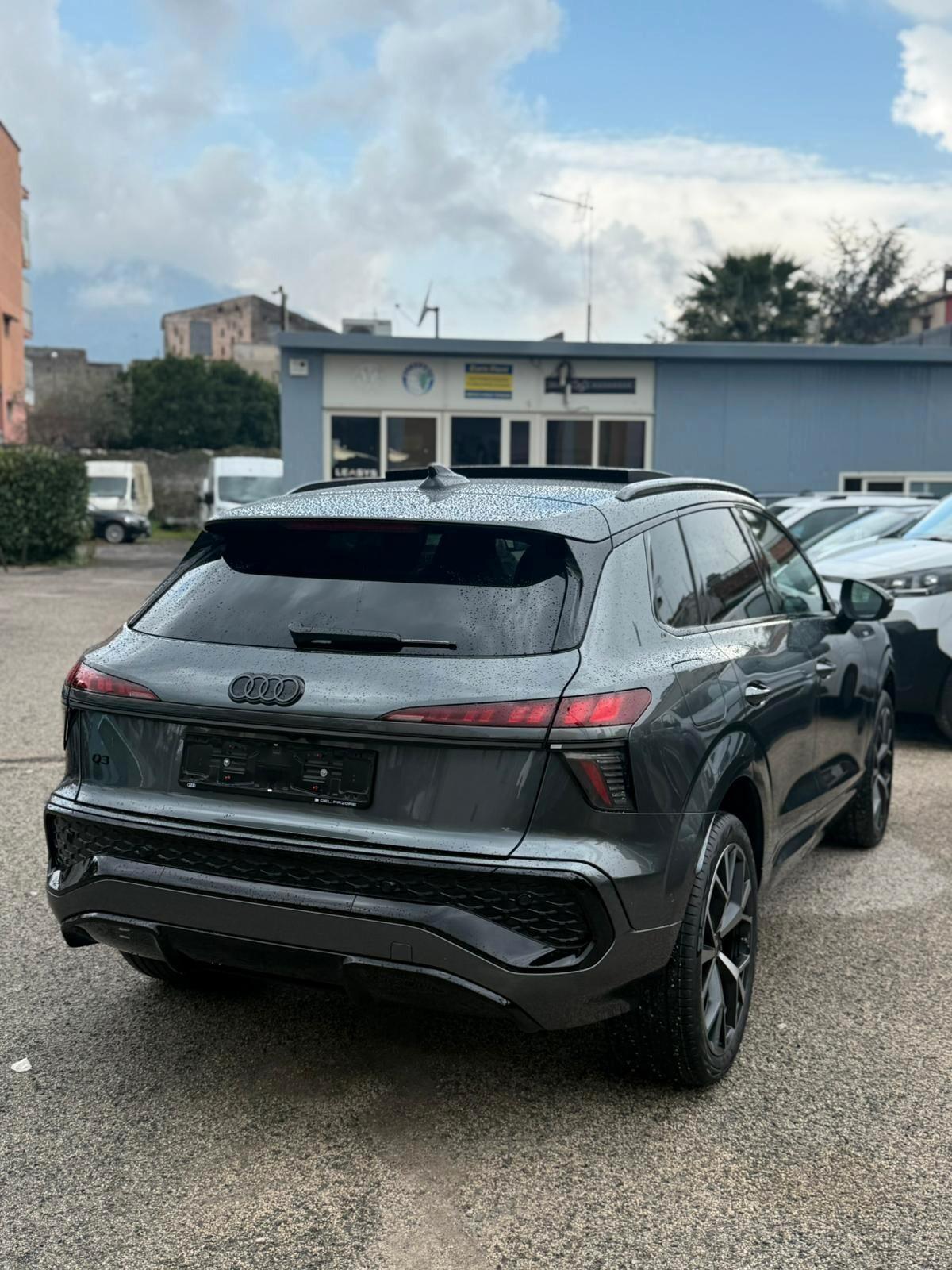 Audi Q3 TDI S tronic line edition