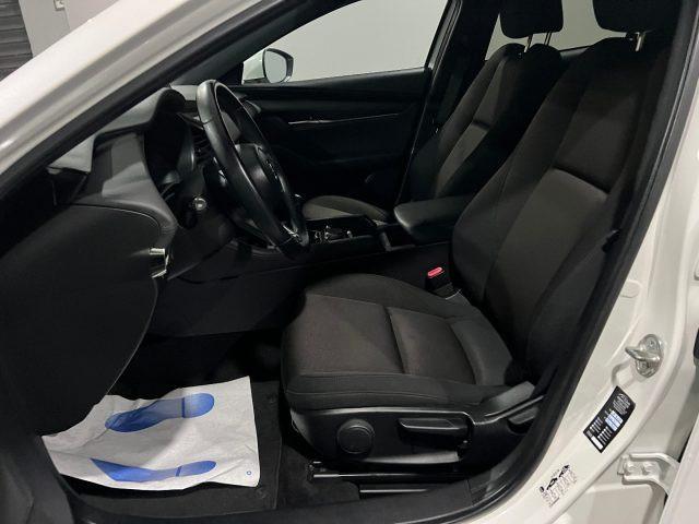 MAZDA 3 1.8L Skyactiv-D Executive