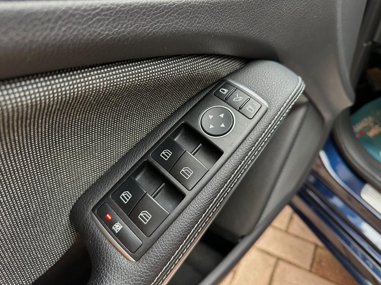 Mercedes-benz A 180d Premium OK NEOPATENTATO
