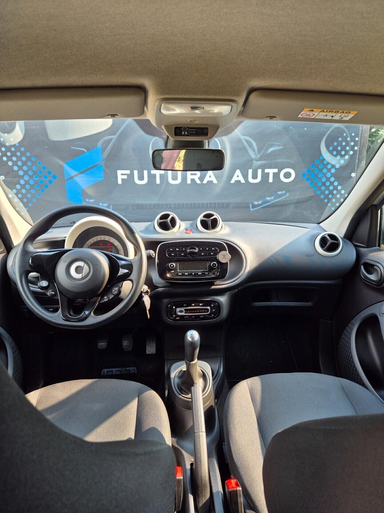 Smart ForFour 70 1.0 Youngster.