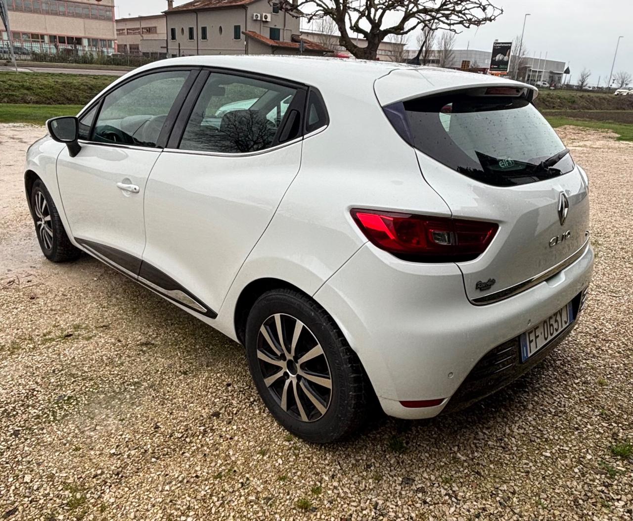 Renault Clio dCi 8V 75 CV Start&Stop 5 porte Energy Intens