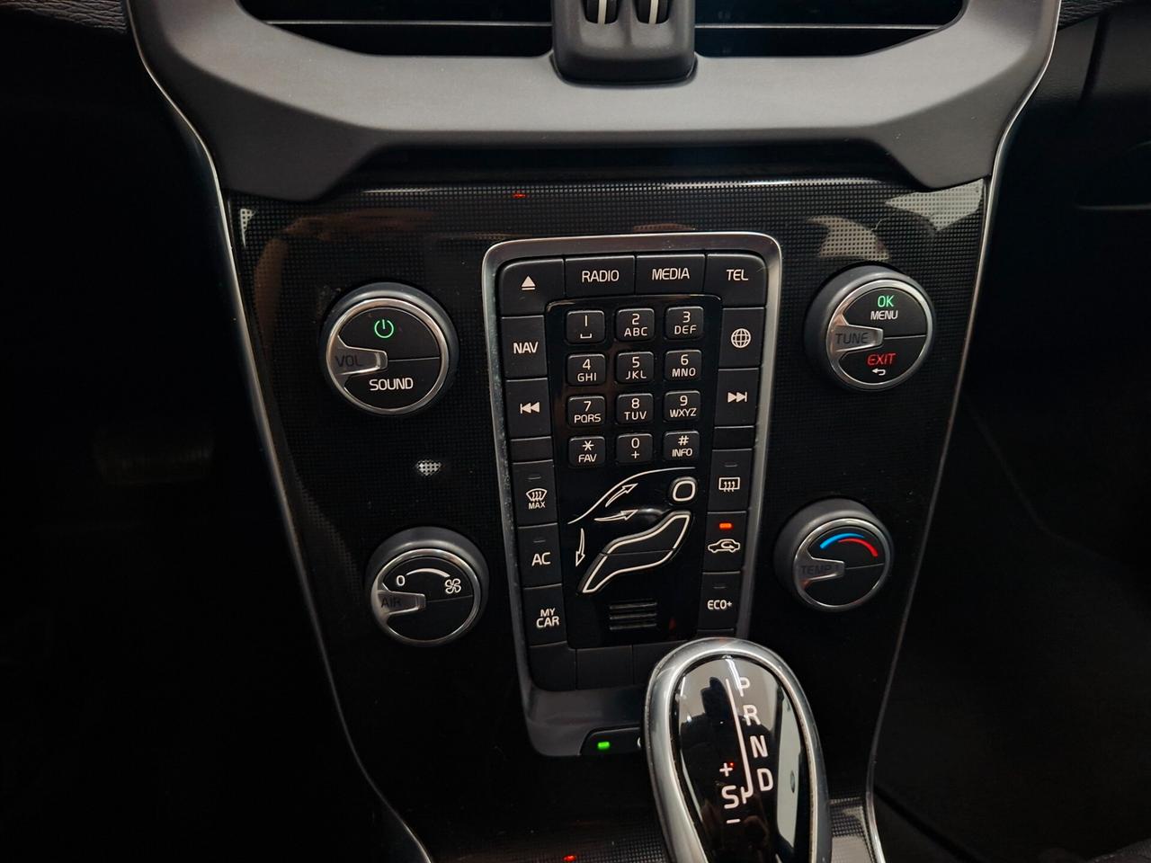 Volvo V40 Cross Country D2 Geartronic 120cv Business Plus