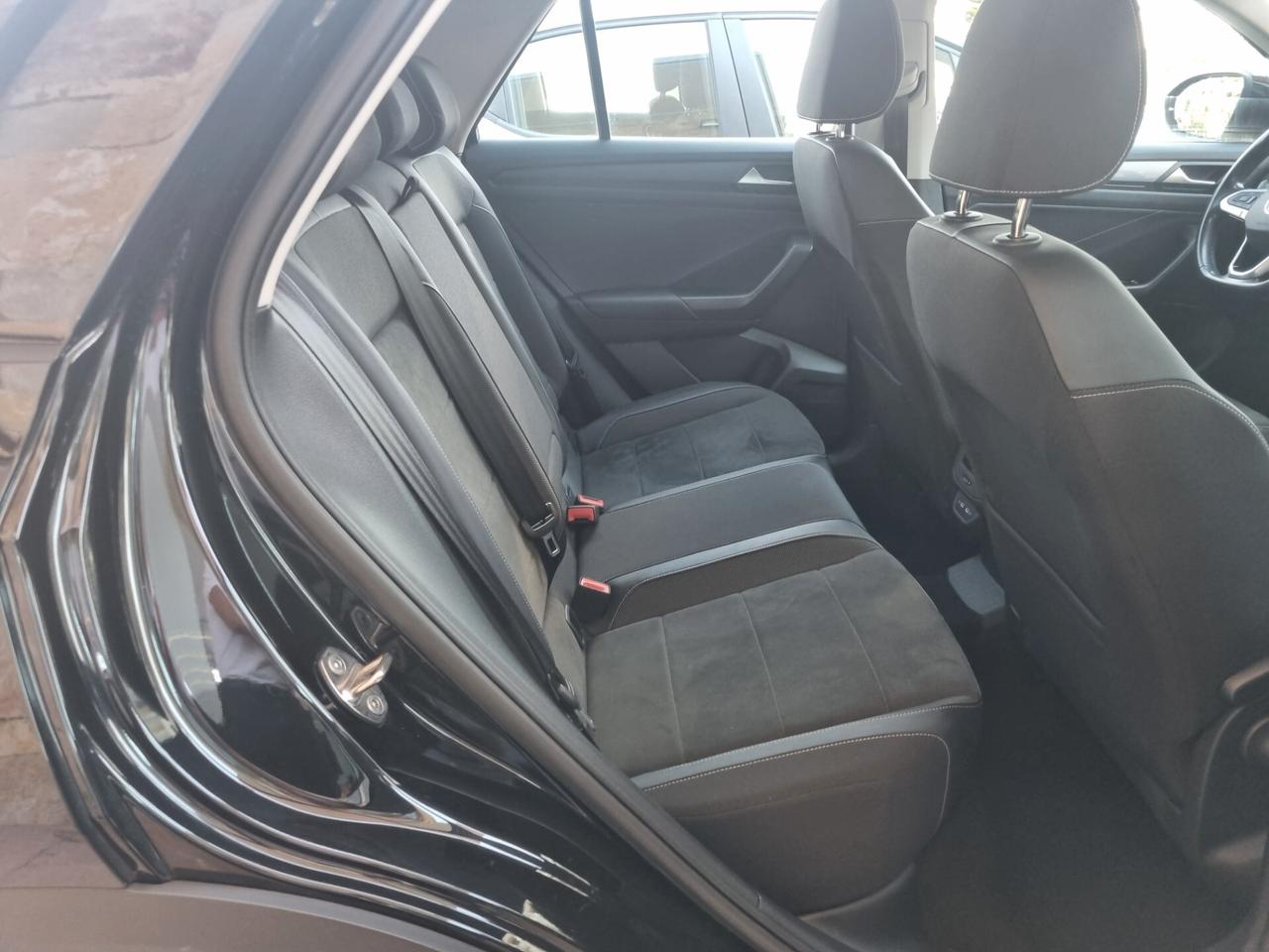 Volkswagen T-Roc I 2022