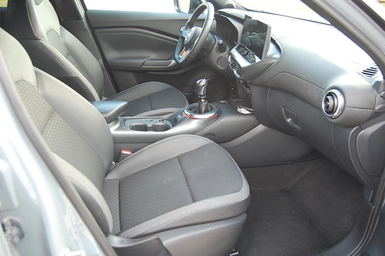 Nissan Juke 1.0 DIG-T 114 CV N-Connecta