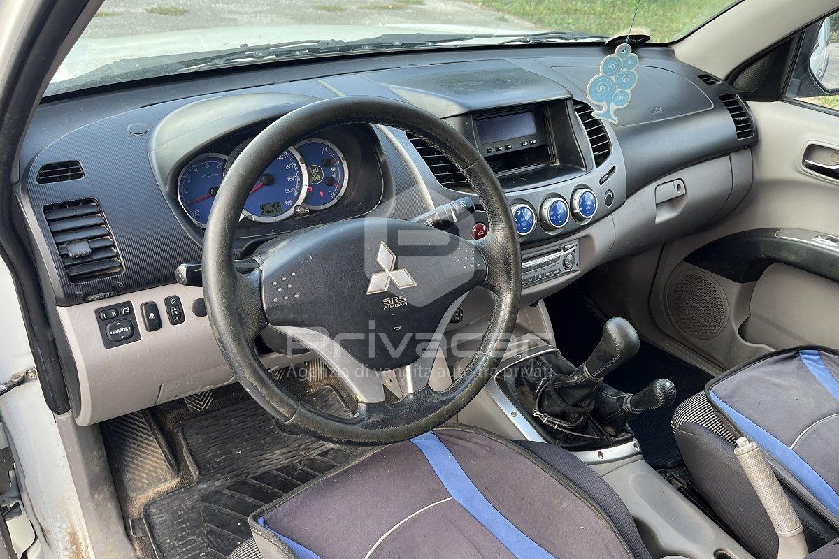 MITSUBISHI L200 2.5 DI-D/178CV DC Intense Plus L.E.