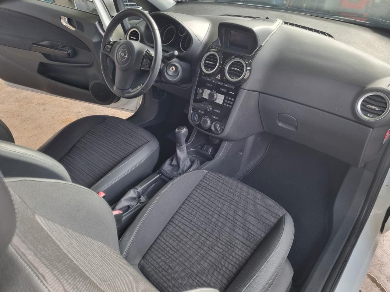 Opel Corsa 1.2 85CV Benzina-GPL Edition, Garanzia. 2015