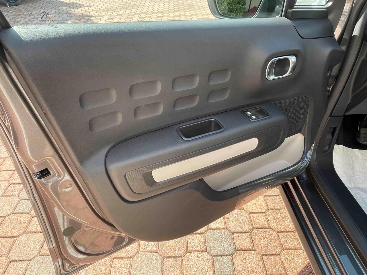 Citroen C3 PureTech 83 S&S Plus NEOPATENTATI