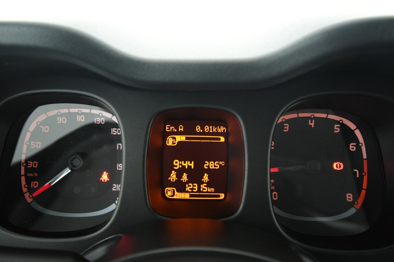 FIAT Panda 1.0 firefly hybrid s&s 70cv NEOPATENTATI+BLUETOOTH