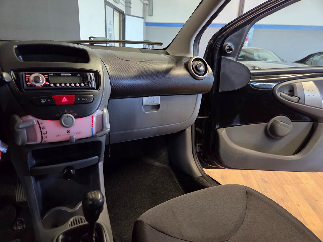 Toyota Aygo 5 Porte Aygo 5p 1.0 Sol