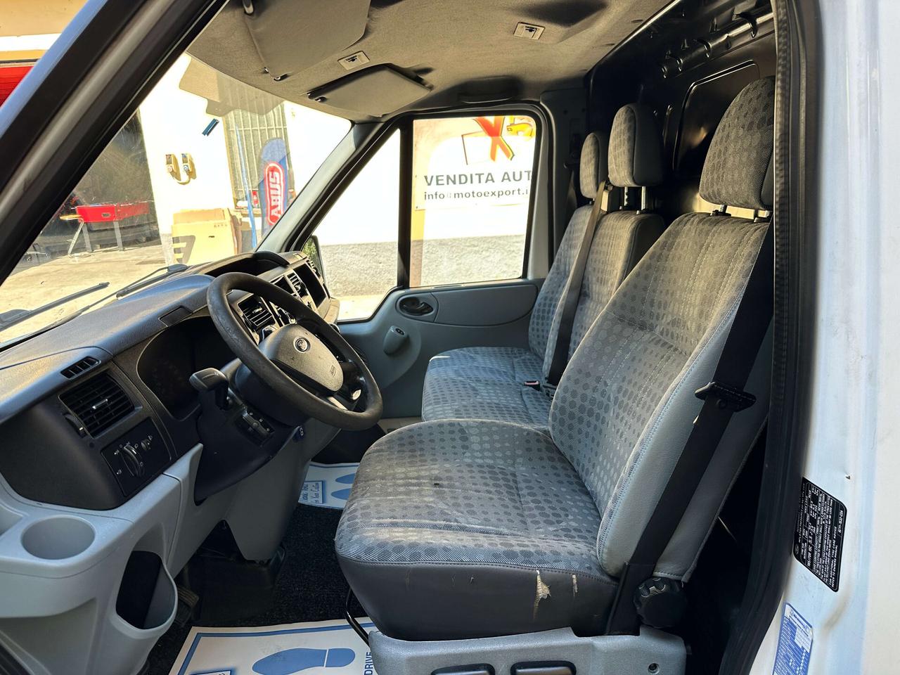 Ford Transit 2.2 - 85T280