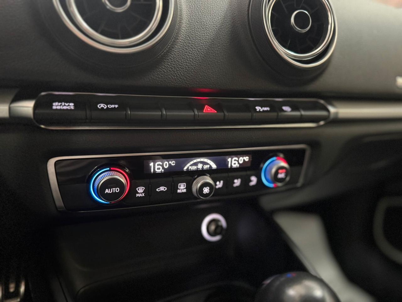 Audi A3 Sedan 30 TDI S tronic Sport