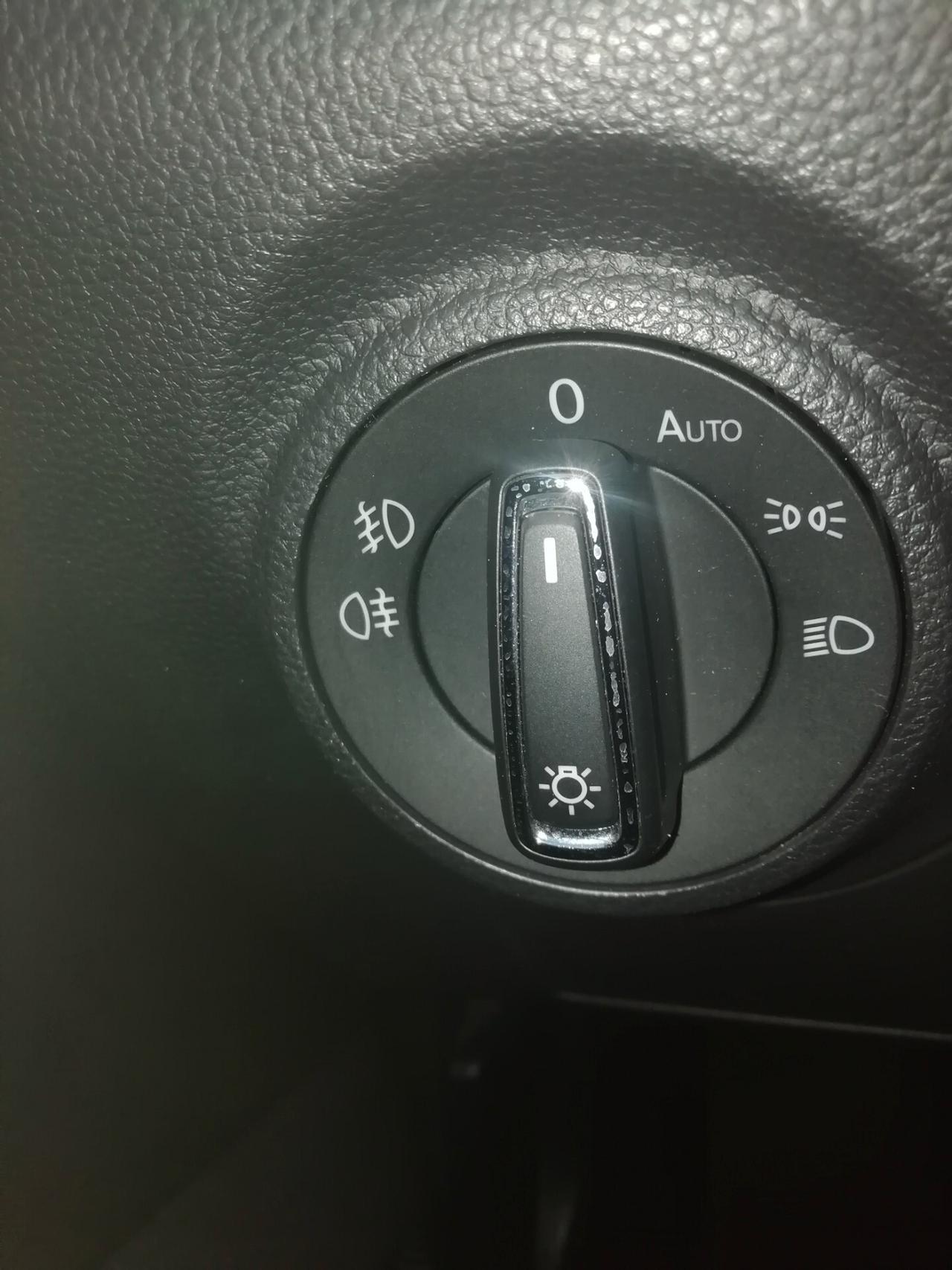 Seat Arona 1.0 TGI XCELLENCE "Fari LED"