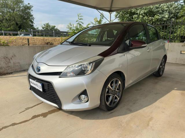 TOYOTA Yaris 1.5 5 POSTI IBRIDA OK NEOPATENTATI BI-COLOR