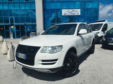 Volkswagen Touareg 3.0/240CV V6 TDI DPF tip. Executive