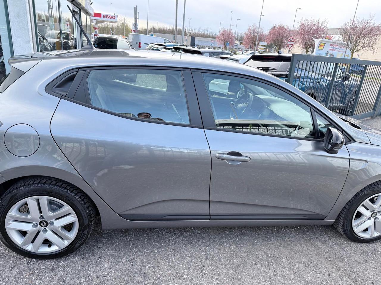 Renault Clio 1.6 E-Tech full hybrid Evolution 145cv