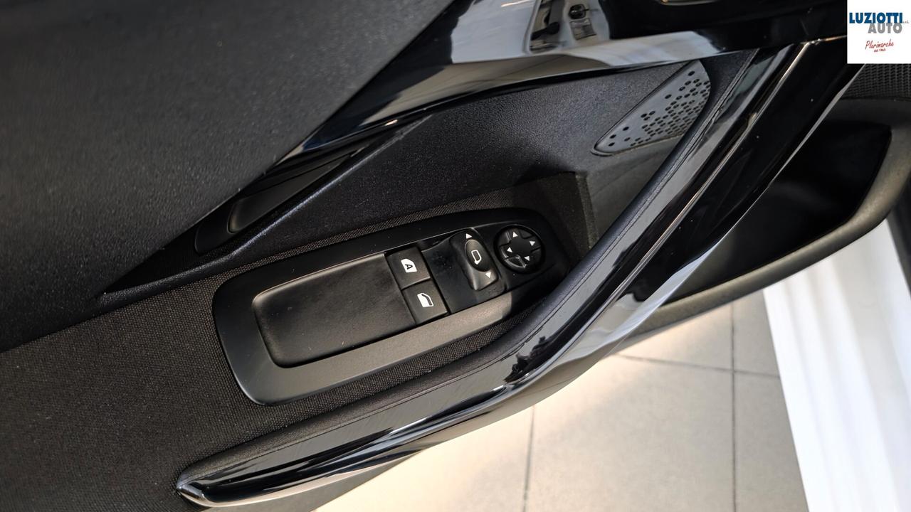 Peugeot 208 1.2 ACTIVE 5P. - MOTORE NUOVO!!!