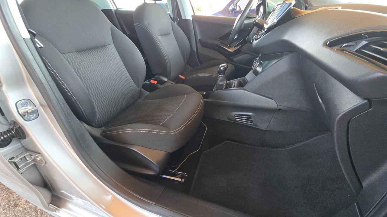 Peugeot 208 1.6 Bluehdi 75 cv 2018 Uniproprietaria