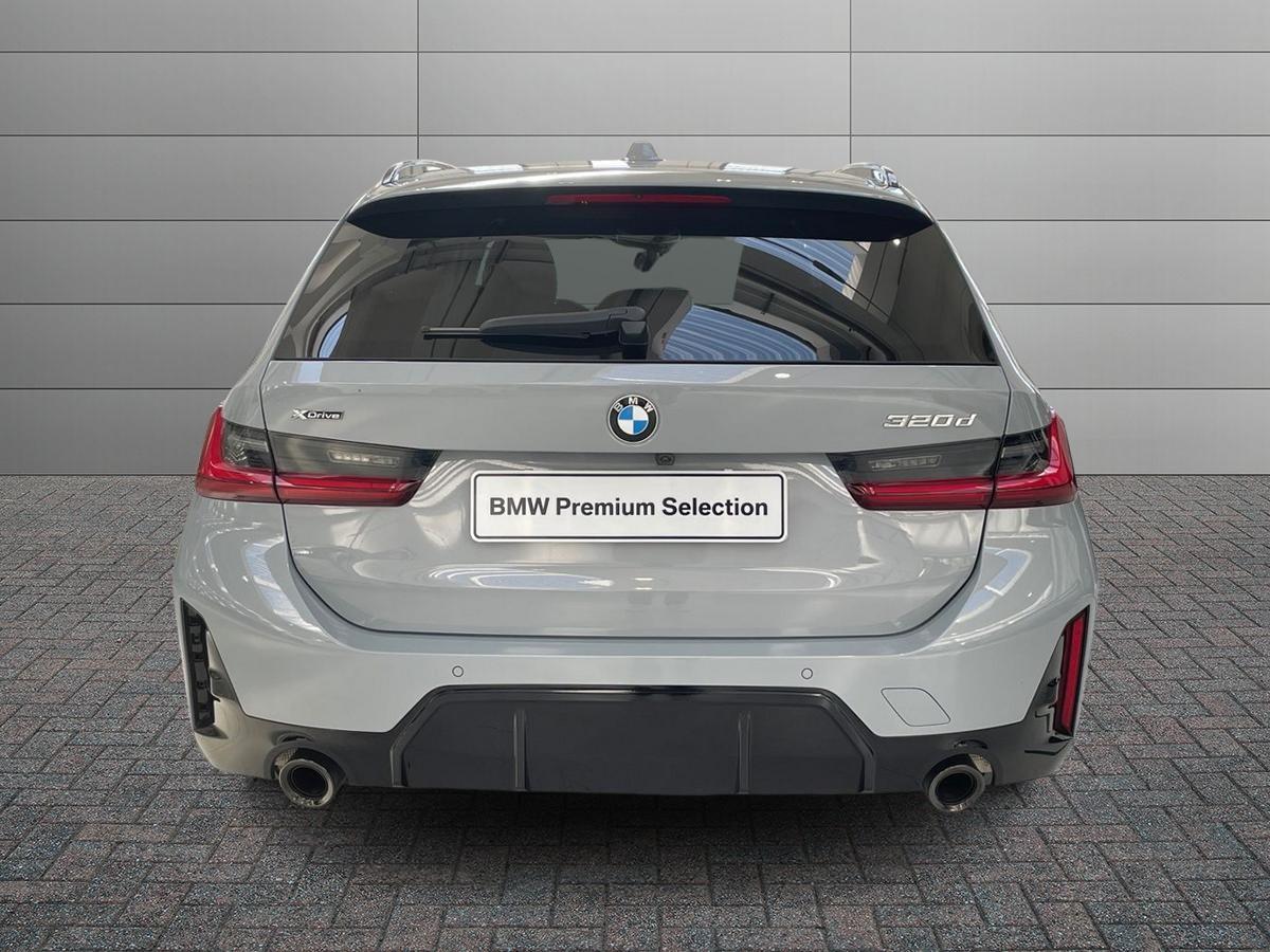 BMW Serie 3 G21 2022 Touring - 320d Touring mhev 48V xdrive MSport Pro auto