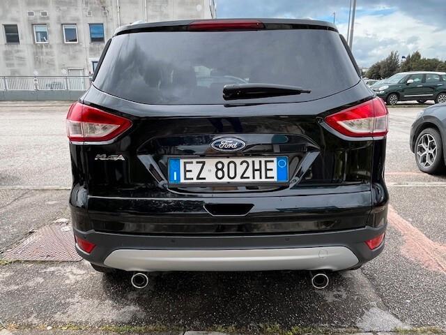 Ford Kuga 2.0 TDCI 140 CV 4WD Titanium